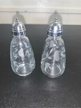Vintage Princess House Etched Floral Glass Salt & Pepper Shakers- Set of 2